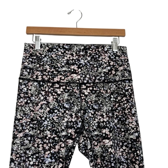 Lululemon Wunder Under Crop II Size 10 Roll Down Scallop Luxtreme 24" Floral - Picture 4 of 10
